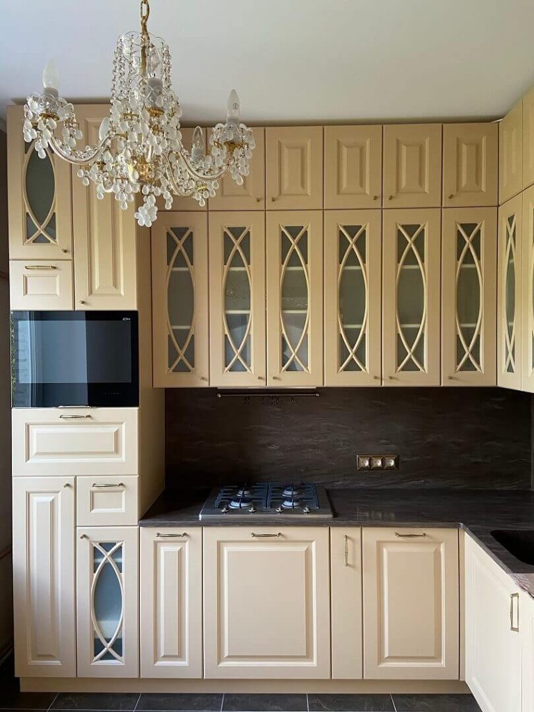 AVEL TV in a classic cream kitchen